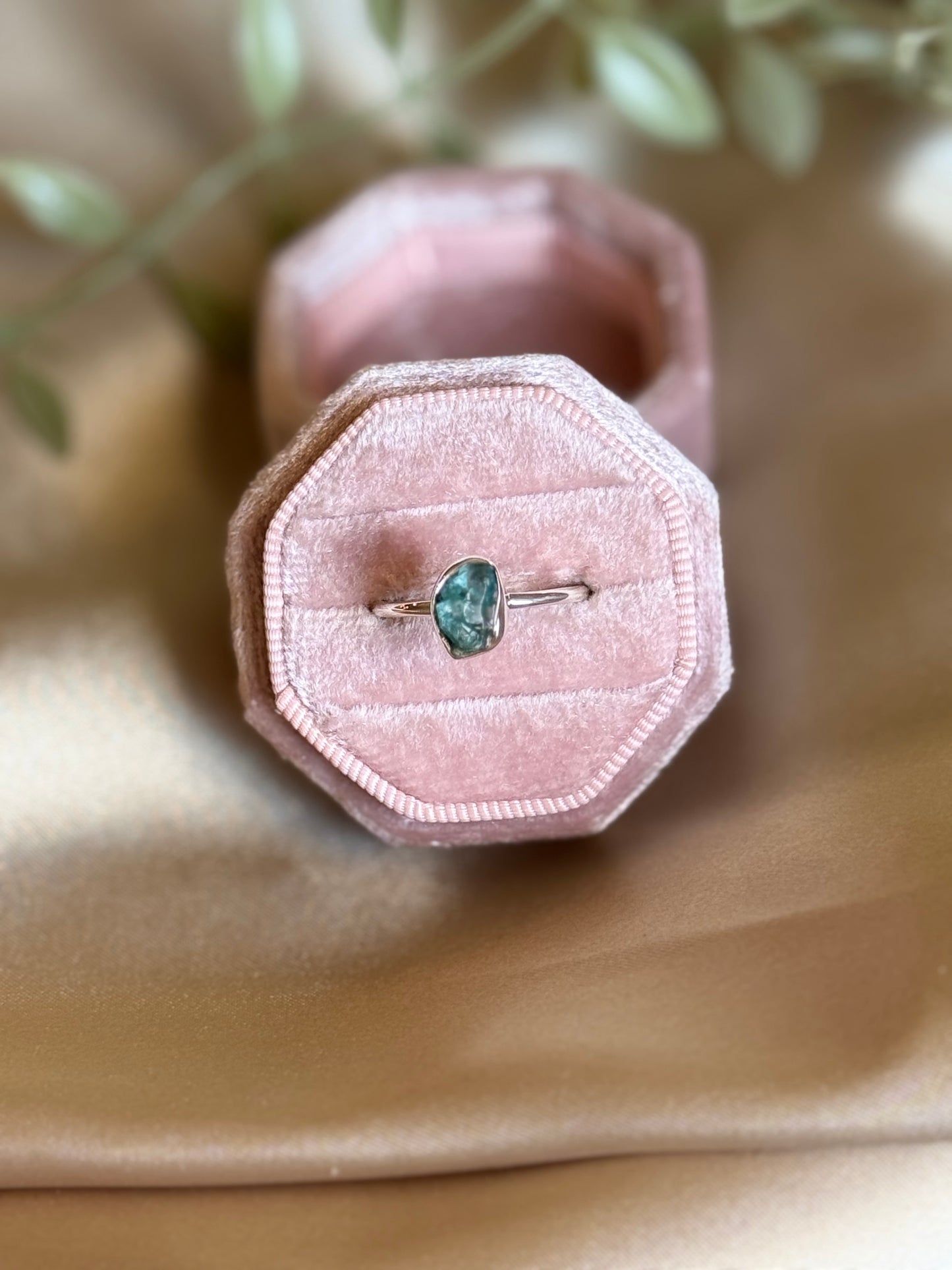 Sea Breeze Apatite Sz 9