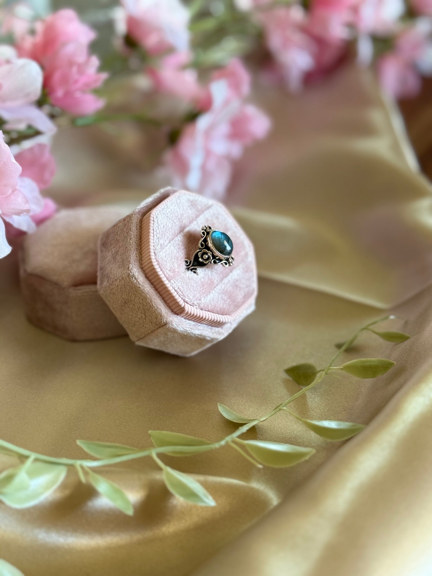 Labradorite blossom sz 7