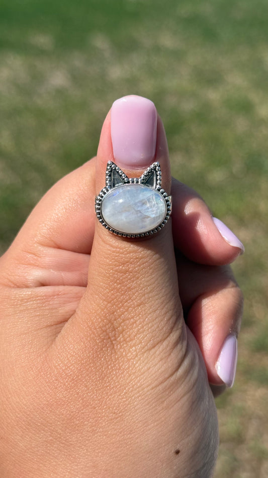 Purrrrfect Moonstone Ring sz 9